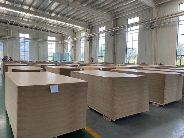 1-2mm Ultra Thin Fiberboard Density Board Mdf High Quality Thin MDF/HDF Board Used For CNC Routing 3mm