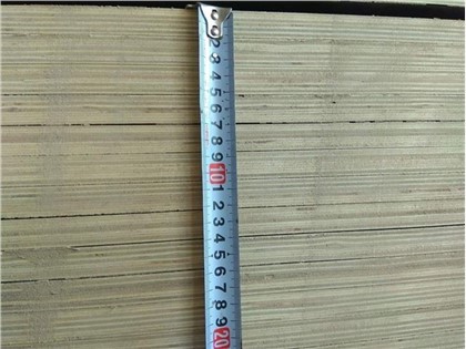 18 mm, gute Qualität und niedriger Preis, mit Pappelkern, filmbeschichtetes Sperrholz
