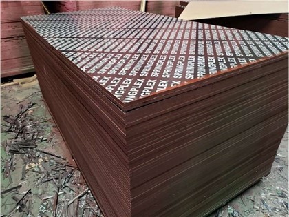 Filmbeschichtetes Sperrholz mit 8-10-maliger Verwendung in China