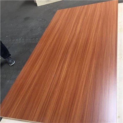 Melaminsperrholzplatten 18 mm glänzende, matte Farben